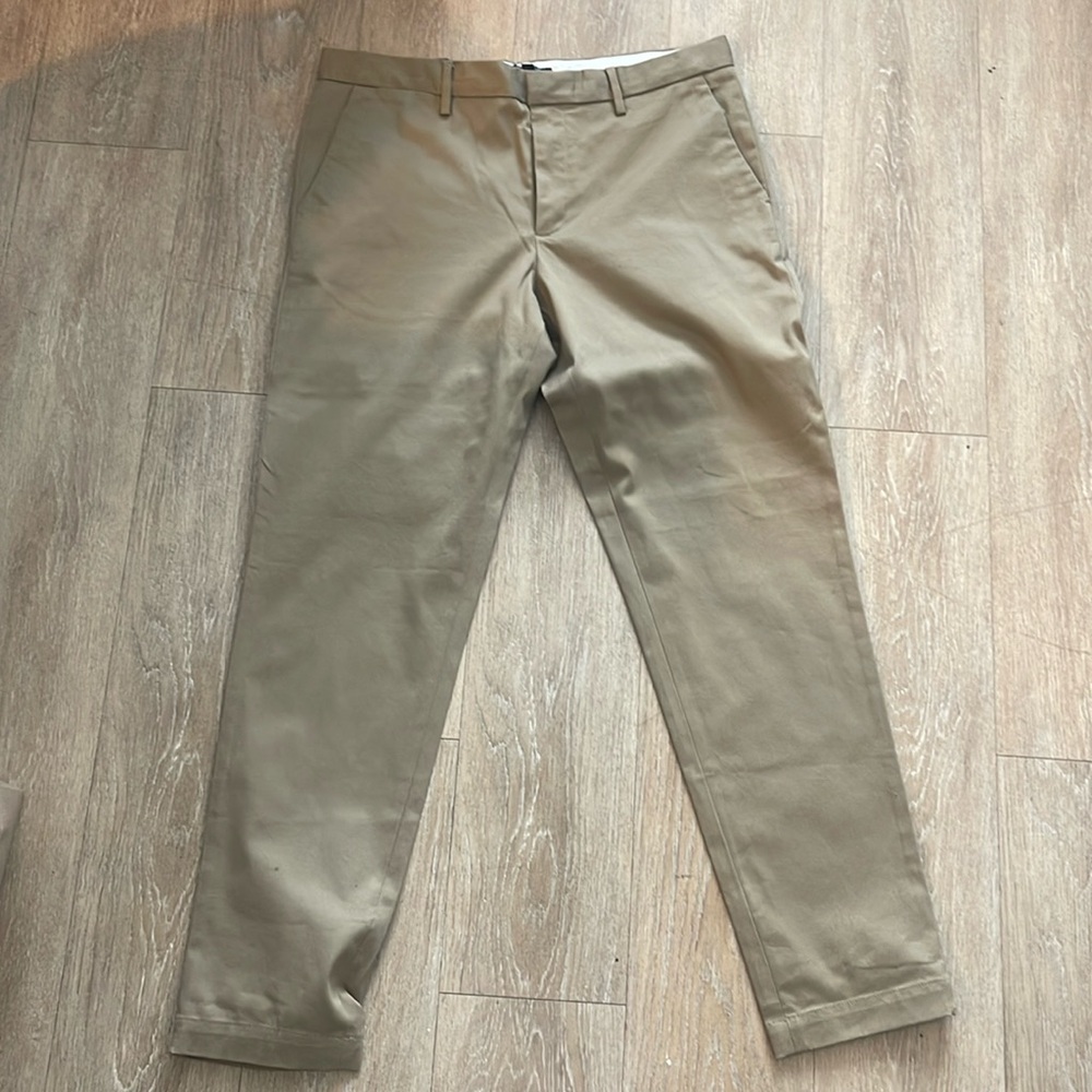 Brand new banana republic mason althletic tapered fit (36x34)